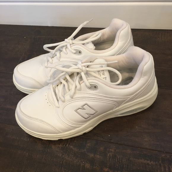 New Balance Shoes - Women's New Balance Walking Shoes (WW812WT)